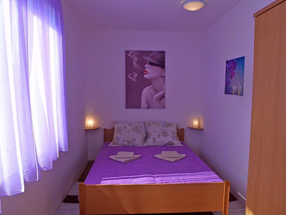 Apartment Blanka By El-Pi Tours Njivice Exterior foto