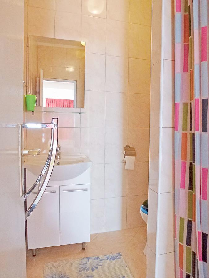 Apartment Blanka By El-Pi Tours Njivice Exterior foto